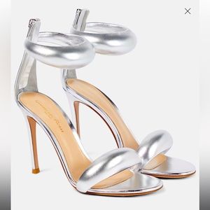 GIANVITO ROSSI
Bijoux 105 leather sandals